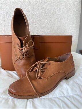 FRYE AND CO. Brown Leather Lace-Up Oxfords